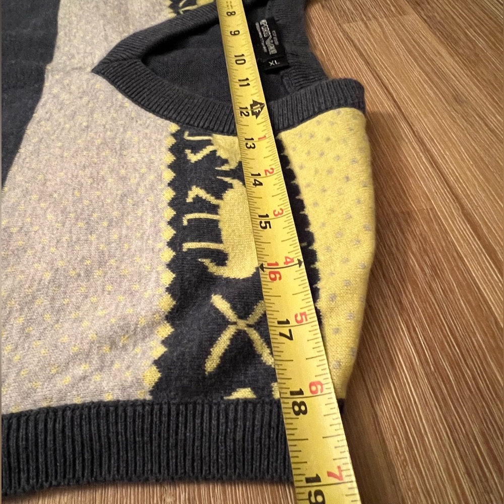 EMPORIO ARMANI Men’s V Neck Sweater Winter Vest Pullover Retro Size XL - Picture 12 of 13